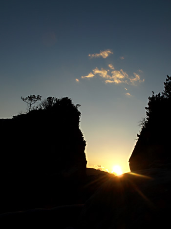 年の暮れの夕日